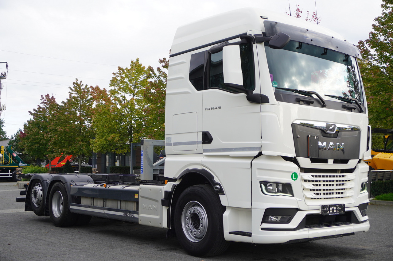 MAN TGX 26.470 6x2 COINTAINERKIPPER HYVA HIRMSCHLING / 200 tho. km! - Tipper: picture 4 MAN TGX 26.470 6x2 COINTAINERKIPPER HYVA HIRMSCHLING / 200 tho. km! - Tipper: picture 4