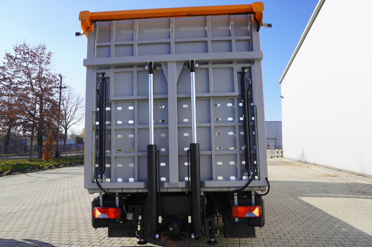 MAN TGX 26.500 6x2 E6 / NEW Tow truck superstructure 8.75 m / steered axle - Autotransporter truck: picture 4 MAN TGX 26.500 6x2 E6 / NEW Tow truck superstructure 8.75 m / steered axle - Autotransporter truck: picture 4