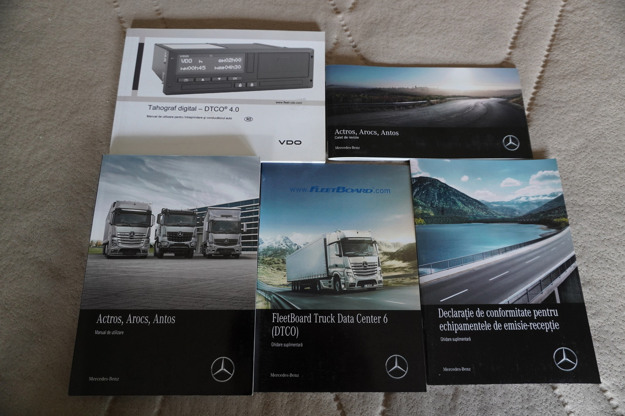 Refrigerator truck MERCEDES-BENZ Actros 1824 / Refrigerator 22 EPAL / Carrier Supra 850 / Sleeping cabin: picture 30 Refrigerator truck MERCEDES-BENZ Actros 1824 / Refrigerator 22 EPAL / Carrier Supra 850 / Sleeping cabin: picture 30