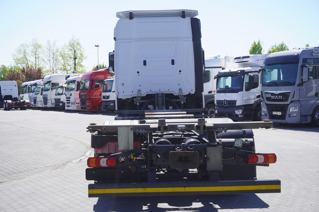 MERCEDES-BENZ Actros 2545 6×2 MP5 / FULL ADR / 12 units - Container transporter/ Swap body truck: picture 5 MERCEDES-BENZ Actros 2545 6×2 MP5 / FULL ADR / 12 units - Container transporter/ Swap body truck: picture 5