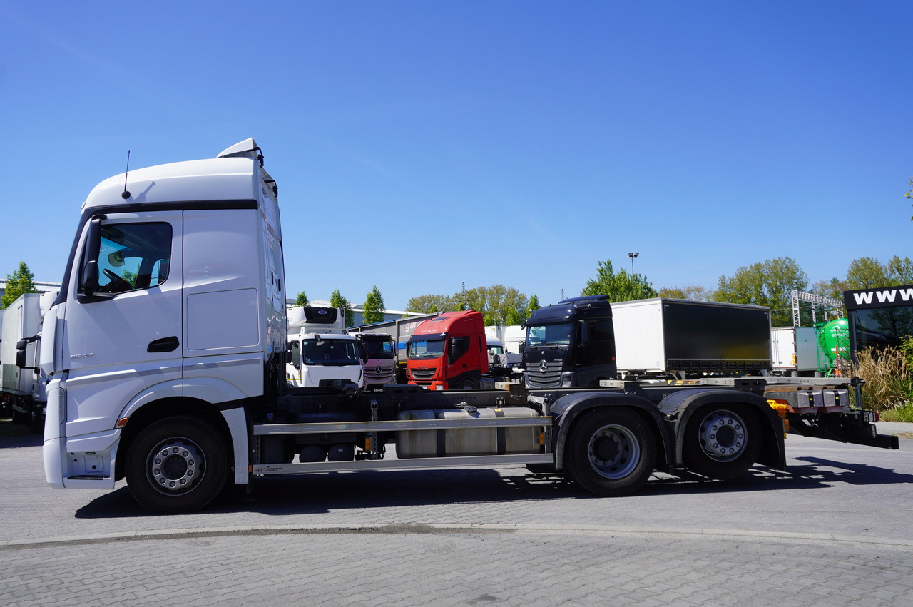 MERCEDES-BENZ Actros 2545 6×2 MP5 / FULL ADR / 12 units - Container transporter/ Swap body truck: picture 3 MERCEDES-BENZ Actros 2545 6×2 MP5 / FULL ADR / 12 units - Container transporter/ Swap body truck: picture 3