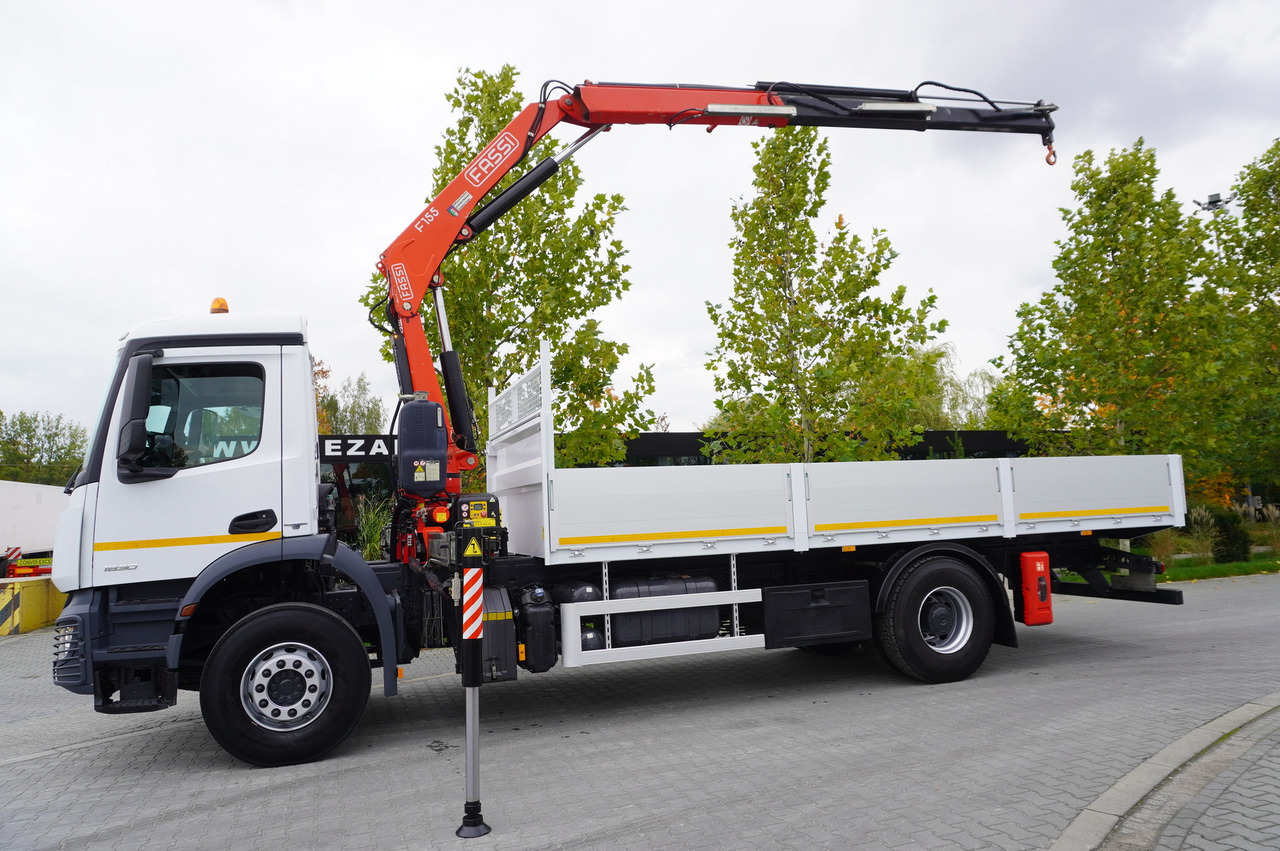 MERCEDES-BENZ Arocs 1830 / Flatbed 16 EPAL / HDS Fassi 155 / Reach 8 m / Load capacity 6160 kg - Crane truck: picture 5 MERCEDES-BENZ Arocs 1830 / Flatbed 16 EPAL / HDS Fassi 155 / Reach 8 m / Load capacity 6160 kg - Crane truck: picture 5