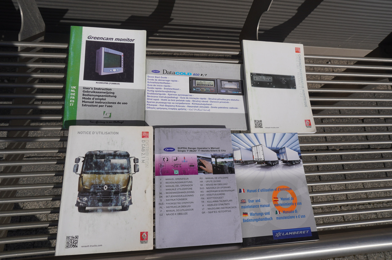 Refrigerator truck RENAULT D12 / Lamberet refrigerated truck / Dhollandia tail lift 1500 kg / 130 thousand km !!: picture 28