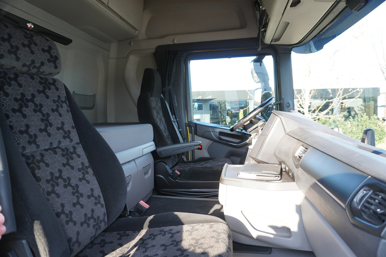 Curtainsider truck SCANIA R650 V8 8x4 /4 / 2020 / Curtainsider 23 EPAL: picture 29