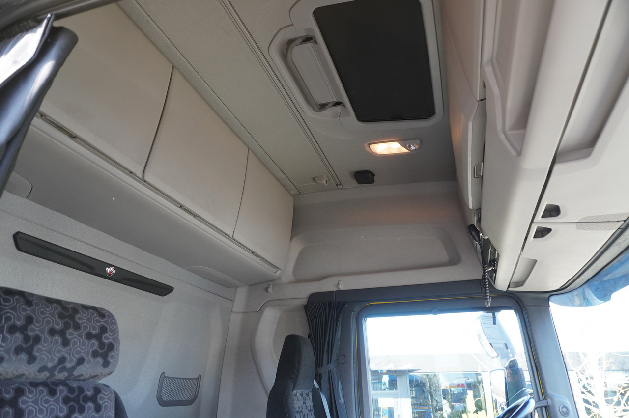 Curtainsider truck SCANIA R650 V8 8x4 /4 / 2020 / Curtainsider 23 EPAL: picture 30