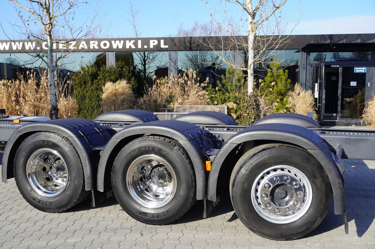 Cab chassis truck SCANIA R650 V8 8x4/4 E6 / 2020 / Frame 9.7 m: picture 14