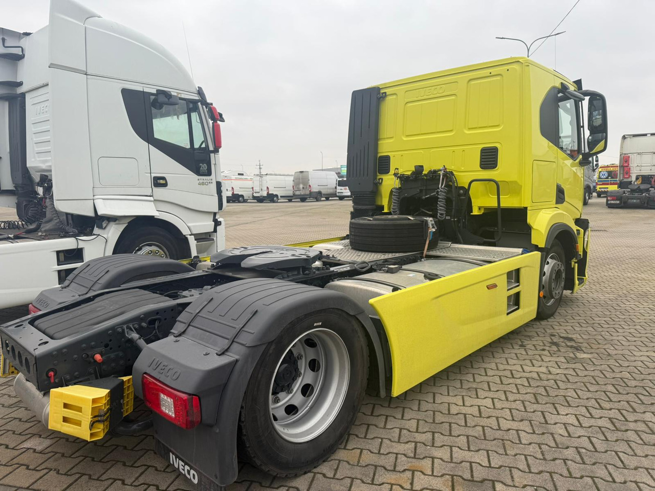 IVECO S-WAY 480 AT440 tractor unit / 2022 / 13 tho. km / Retarder - Tractor unit: picture 3 IVECO S-WAY 480 AT440 tractor unit / 2022 / 13 tho. km / Retarder - Tractor unit: picture 3