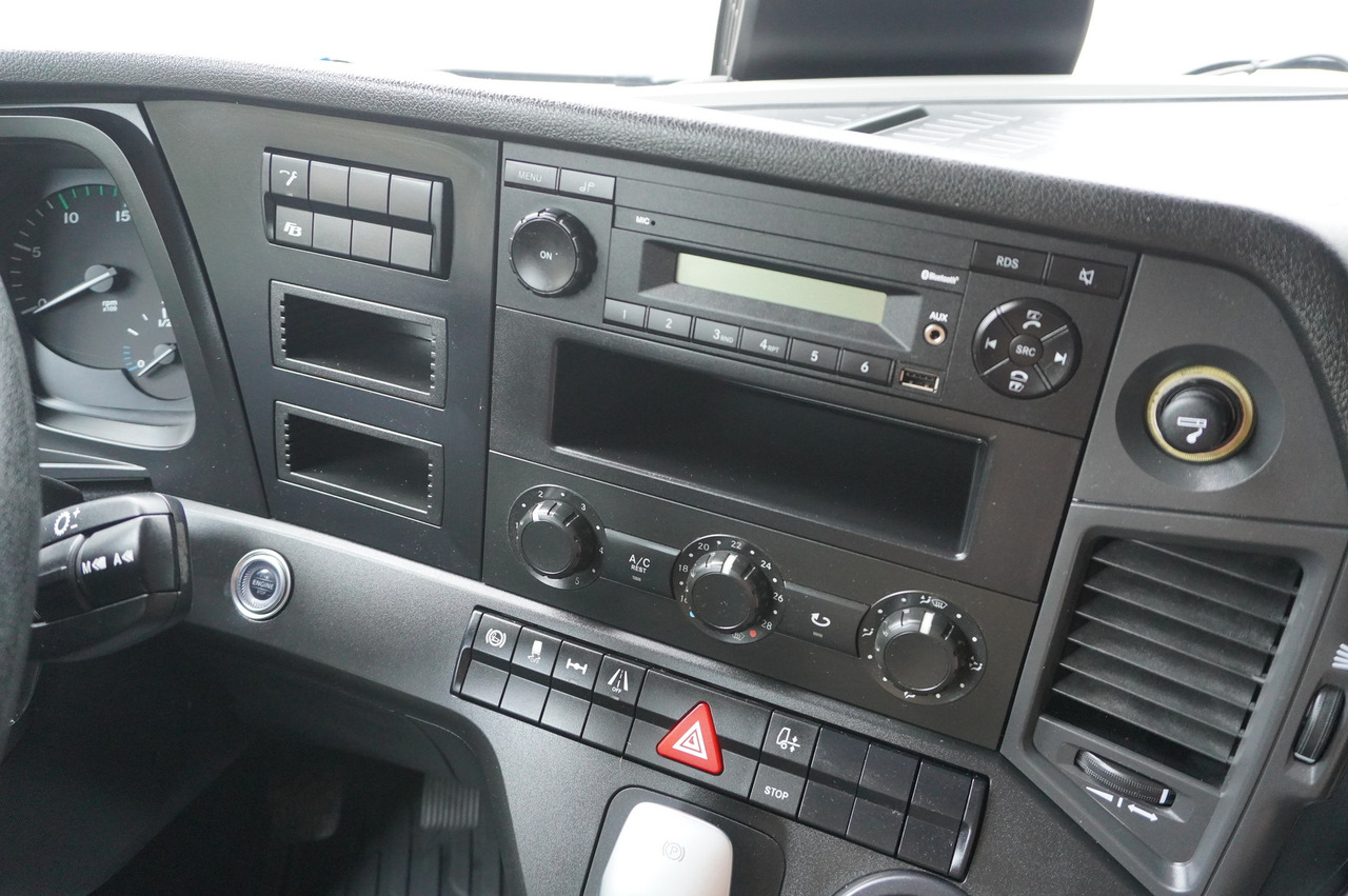Tractor unit MERCEDES-BENZ Actros 1833 tractor unit / 260 tho. km: picture 16