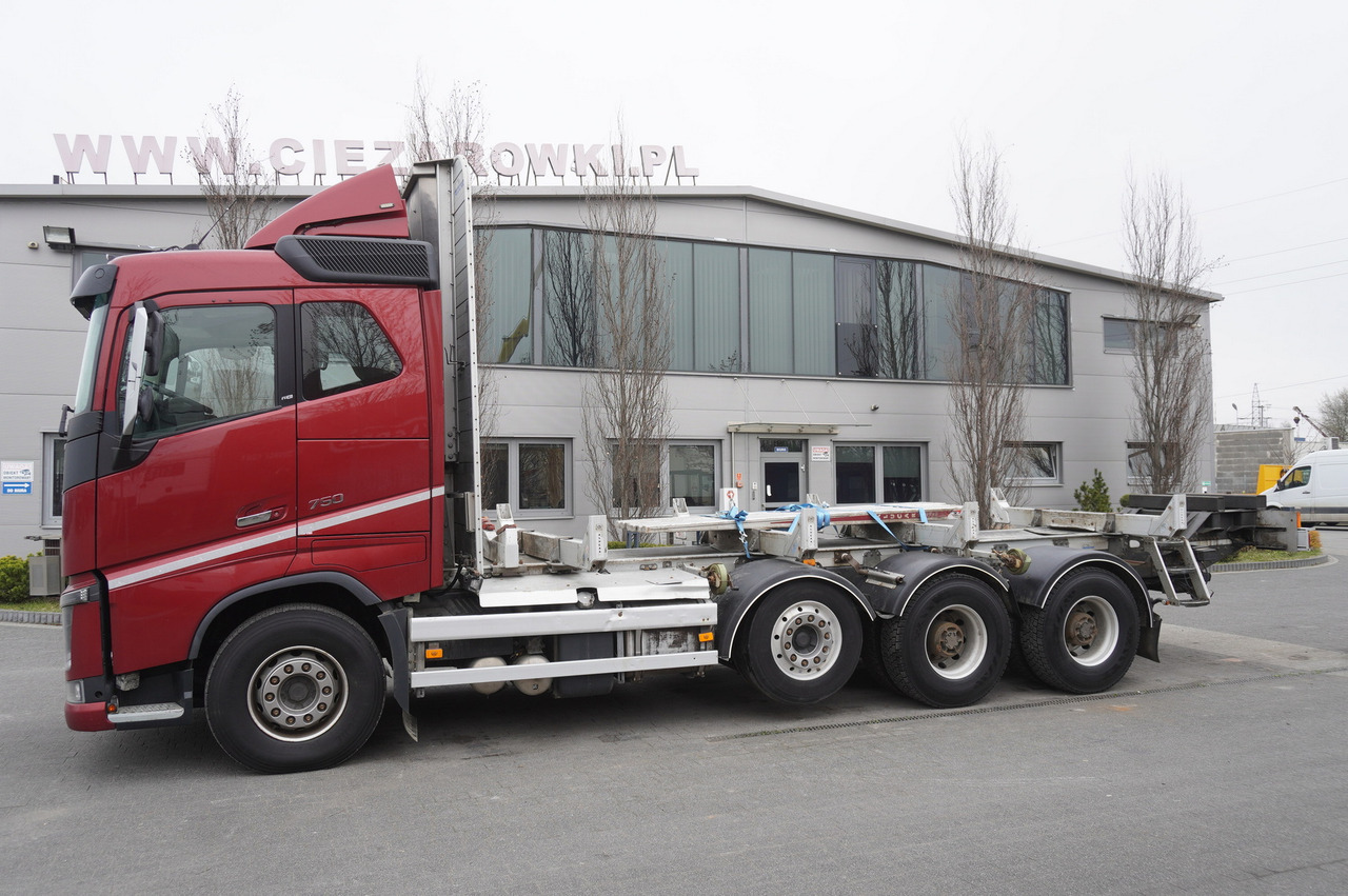 VOLVO FH16 750 / Frame 8 m / 750 HP! / 2021 / stanchion superstructure - Log truck: picture 4 VOLVO FH16 750 / Frame 8 m / 750 HP! / 2021 / stanchion superstructure - Log truck: picture 4