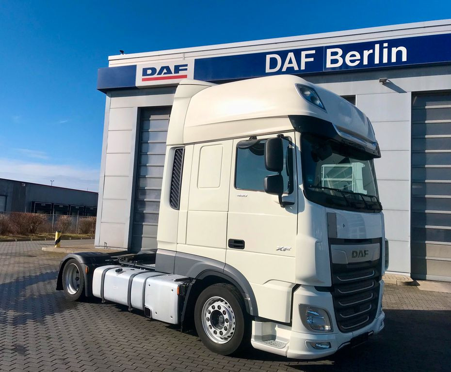 DAF XF 480 FT SSC Low Deck Standklima MX-EngineBrake - Tractor unit: picture 1 DAF XF 480 FT SSC Low Deck Standklima MX-EngineBrake - Tractor unit: picture 1