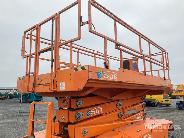 2012 PB Lift S151-19E 4x4 Electric Scissor Lift - Scissor lift: picture 5 2012 PB Lift S151-19E 4x4 Electric Scissor Lift - Scissor lift: picture 5