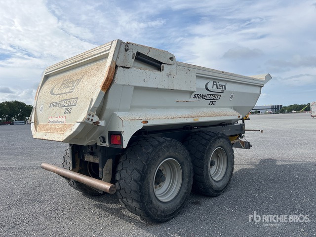2020 fliegl Stone-Master 252 T/A End Dump Trailer - Tipper trailer: picture 4 2020 fliegl Stone-Master 252 T/A End Dump Trailer - Tipper trailer: picture 4