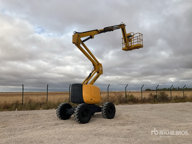 2003 Haulotte HA16PXNT 4WD Diesel Articulating Boom Lift - Articulated boom: picture 2 2003 Haulotte HA16PXNT 4WD Diesel Articulating Boom Lift - Articulated boom: picture 2