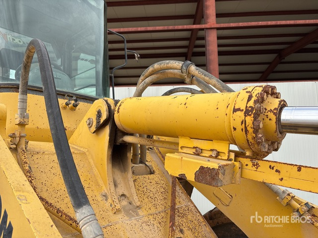 2003 Komatsu WA320-3H Wheel Loader - Wheel loader: picture 4 2003 Komatsu WA320-3H Wheel Loader - Wheel loader: picture 4