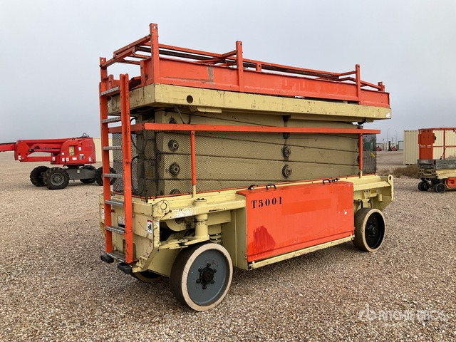 2007 JLG 153-12 Electric Scissor Lift - Scissor lift: picture 1 2007 JLG 153-12 Electric Scissor Lift - Scissor lift: picture 1