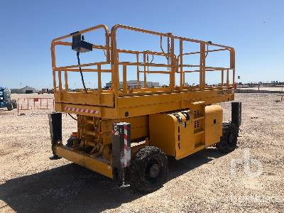 HAULOTTE H12SDX 4x4 - Scissor lift: picture 3 HAULOTTE H12SDX 4x4 - Scissor lift: picture 3