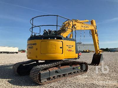 NEW HOLLAND E225BSR-2 - Crawler excavator: picture 3 NEW HOLLAND E225BSR-2 - Crawler excavator: picture 3