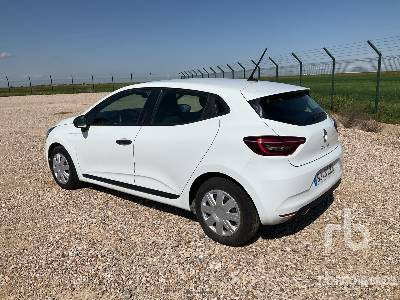 RENAULT CLIO - Car: picture 2 RENAULT CLIO - Car: picture 2