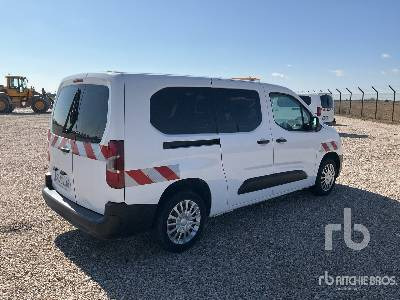 TOYOTA PROACE CITY VER 5 - Car: picture 3 TOYOTA PROACE CITY VER 5 - Car: picture 3