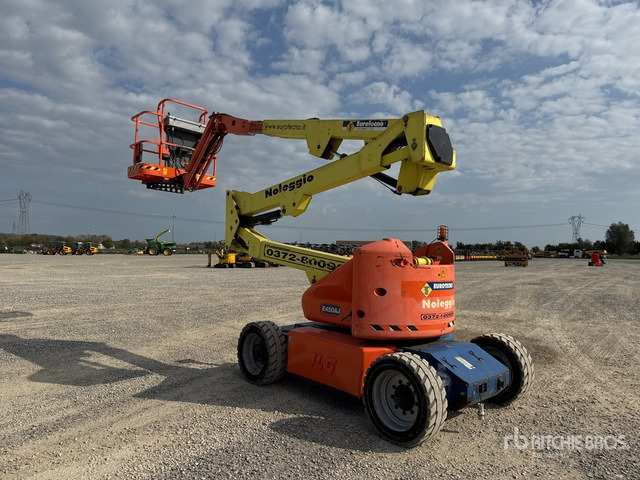 2004 JLG E450AJ Electric Articulating Boom Lift - Articulated boom: picture 3 2004 JLG E450AJ Electric Articulating Boom Lift - Articulated boom: picture 3