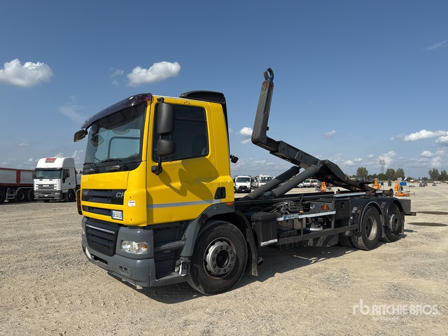 2007 DAF CF85 6x2 Roll-Off Truck - Hook lift truck: picture 1 2007 DAF CF85 6x2 Roll-Off Truck - Hook lift truck: picture 1