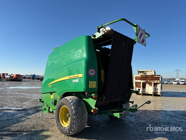 2015 John Deere 990 Round Baler - Round baler: picture 2 2015 John Deere 990 Round Baler - Round baler: picture 2