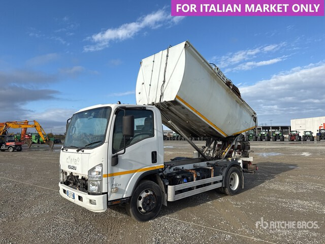 2017 Isuzu NPR 75 Rear Loader Waste Collection Truck - Garbage truck: picture 2 2017 Isuzu NPR 75 Rear Loader Waste Collection Truck - Garbage truck: picture 2