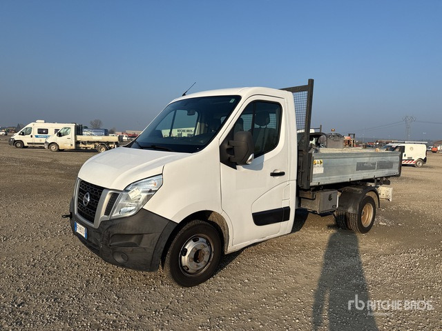 2018 Nissan NV400 (Inoperable) Dump Truck: Light Duty - Tipper: picture 1 2018 Nissan NV400 (Inoperable) Dump Truck: Light Duty - Tipper: picture 1