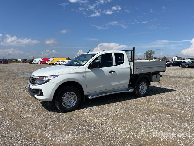 2020 Fiat Fullback 4x4 Extended Cab 2.4 154CV SX 4X4 Flatbed Truck - Flatbed van: picture 2 2020 Fiat Fullback 4x4 Extended Cab 2.4 154CV SX 4X4 Flatbed Truck - Flatbed van: picture 2
