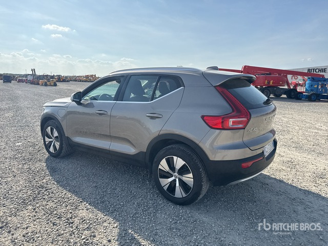 2022 Volvo XC40 T4 PLUG-IN HYBRID AUTO RECH INS ... SUV - SUV: picture 4 2022 Volvo XC40 T4 PLUG-IN HYBRID AUTO RECH INS ... SUV - SUV: picture 4