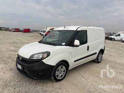FIAT DOBLO CARGO 1.3 MJT 16V 95CV 3Post E6 - Box truck: picture 1 FIAT DOBLO CARGO 1.3 MJT 16V 95CV 3Post E6 - Box truck: picture 1