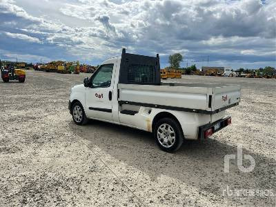 FIAT DOBLO WORKUP - Dropside/ Flatbed truck: picture 2 FIAT DOBLO WORKUP - Dropside/ Flatbed truck: picture 2
