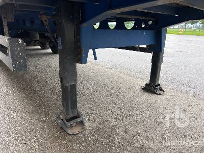 Curtainsider semi-trailer SCHWARZMULLER Tri/A: picture 17