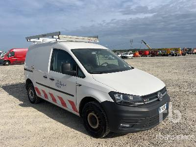VOLKSWAGEN CADDY - Box truck: picture 4 VOLKSWAGEN CADDY - Box truck: picture 4
