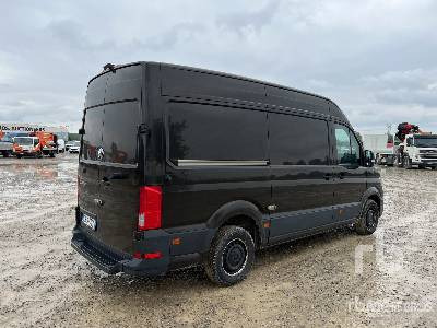 VOLKSWAGEN CRAFTER Panel Medium Wheelbase 2.0 TDI ... - Box truck: picture 3 VOLKSWAGEN CRAFTER Panel Medium Wheelbase 2.0 TDI ... - Box truck: picture 3