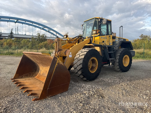 2003 Komatsu WA-380-5 Chargeuse Sur Pneus Wheel Loader - Wheel loader: picture 1 2003 Komatsu WA-380-5 Chargeuse Sur Pneus Wheel Loader - Wheel loader: picture 1
