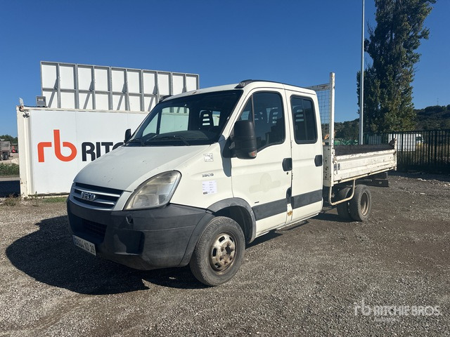 2007 Iveco 35C15 Crew Cab 4x2 Camion Benne Doubl ... S/A Dump Truck - Tipper van, Combi van: picture 1 2007 Iveco 35C15 Crew Cab 4x2 Camion Benne Doubl ... S/A Dump Truck - Tipper van, Combi van: picture 1