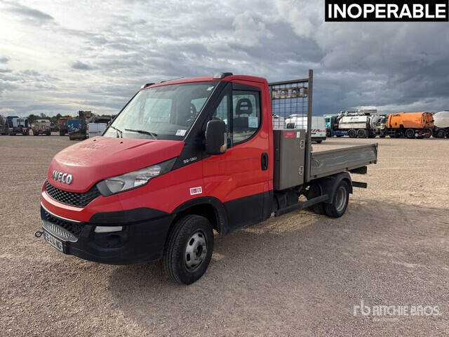 2016 Iveco 35-130 4x2 Camion Benne (Inoperable) Dump Truck: Light Duty - Tipper van: picture 1 2016 Iveco 35-130 4x2 Camion Benne (Inoperable) Dump Truck: Light Duty - Tipper van: picture 1