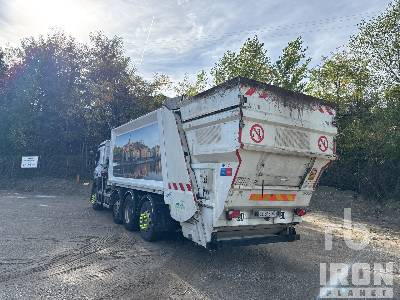 MERCEDES BENZ ANTOS 3240 8x2 Twin-Steer Rear Loader Cami ... - Garbage truck: picture 2 MERCEDES BENZ ANTOS 3240 8x2 Twin-Steer Rear Loader Cami ... - Garbage truck: picture 2