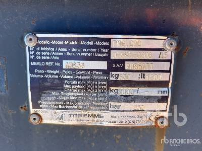 TRE EMME 2400 mm Bucket W/ Clamp Godet - Bucket: picture 5 TRE EMME 2400 mm Bucket W/ Clamp Godet - Bucket: picture 5