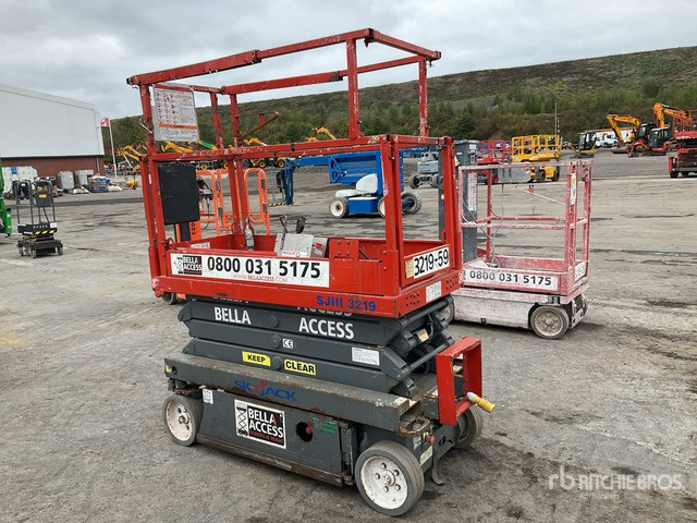 2010 Skyjack SJIII3219 2017 Skyjack SJ3219 Scissor Lift Scissor Lift - Scissor lift: picture 3 2010 Skyjack SJIII3219 2017 Skyjack SJ3219 Scissor Lift Scissor Lift - Scissor lift: picture 3