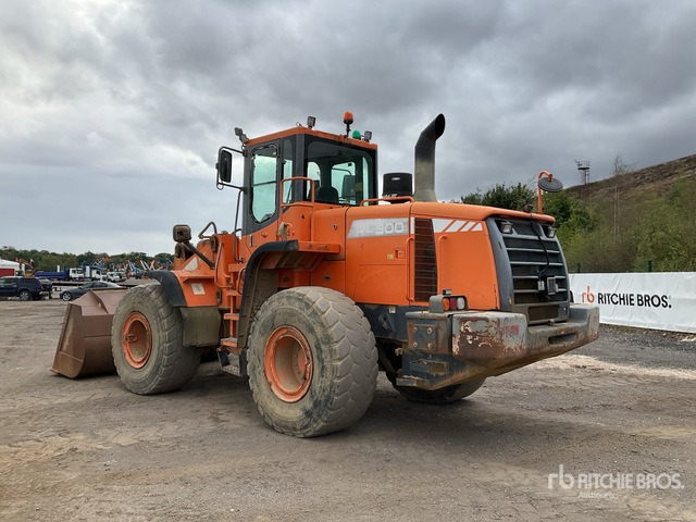 2011 Doosan DL300 Wheel Loader - Wheel loader: picture 3 2011 Doosan DL300 Wheel Loader - Wheel loader: picture 3