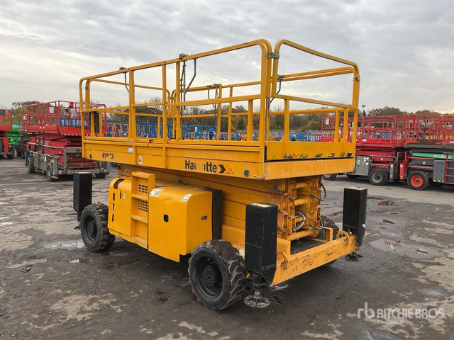 2014 Haulotte H15SDX 4x4 Diesel Scissor Lift - Scissor lift: picture 5 2014 Haulotte H15SDX 4x4 Diesel Scissor Lift - Scissor lift: picture 5