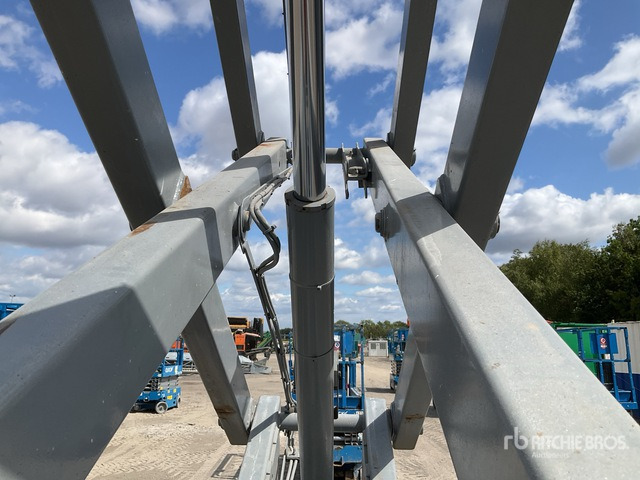 2016 Genie GS2032 Electric Scissor Lift - Scissor lift: picture 5 2016 Genie GS2032 Electric Scissor Lift - Scissor lift: picture 5