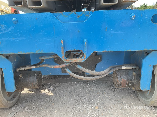 2016 Genie GS3246 Electric Scissor Lift - Scissor lift: picture 5 2016 Genie GS3246 Electric Scissor Lift - Scissor lift: picture 5