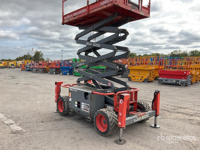 2018 Skyjack SJ6832RT 4x4 Diesel Scissor Lift - Scissor lift: picture 5 2018 Skyjack SJ6832RT 4x4 Diesel Scissor Lift - Scissor lift: picture 5