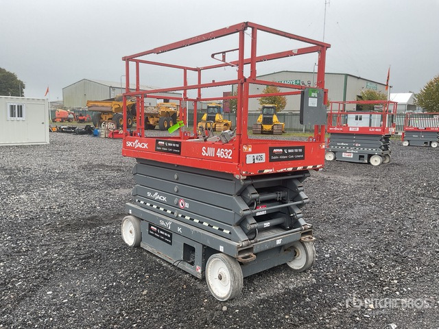 2018 Skyjack SJIII4632 Electric Scissor Lift - Scissor lift: picture 4 2018 Skyjack SJIII4632 Electric Scissor Lift - Scissor lift: picture 4
