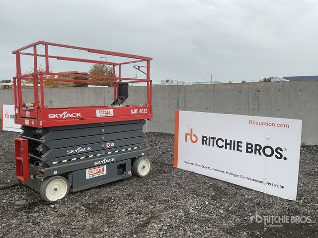2018 Skyjack SJIII4632 Electric Scissor Lift - Scissor lift: picture 3 2018 Skyjack SJIII4632 Electric Scissor Lift - Scissor lift: picture 3