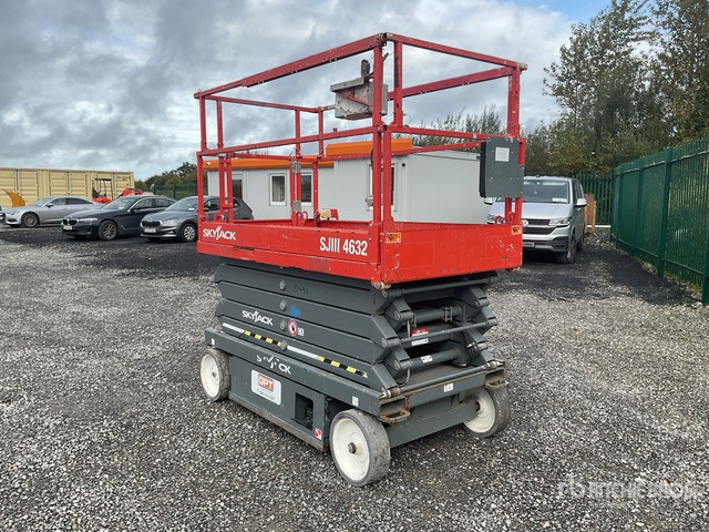 2018 Skyjack SJIII4632 Electric Scissor Lift - Scissor lift: picture 3 2018 Skyjack SJIII4632 Electric Scissor Lift - Scissor lift: picture 3