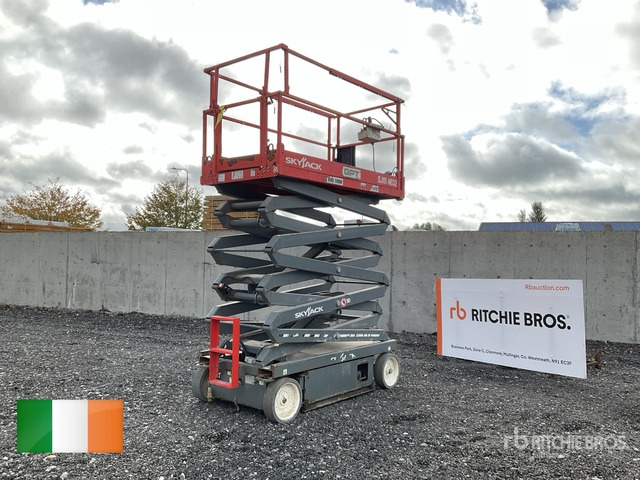 2018 Skyjack SJIII4632 Electric Scissor Lift - Scissor lift: picture 1 2018 Skyjack SJIII4632 Electric Scissor Lift - Scissor lift: picture 1